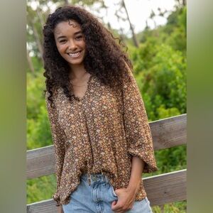 Natural Life Rowan Top